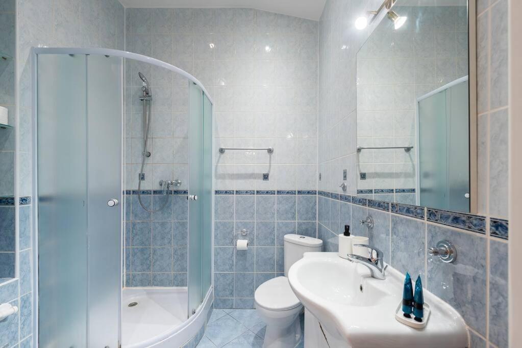 B.O.B. Klimentska Appartement Praag Buitenkant foto