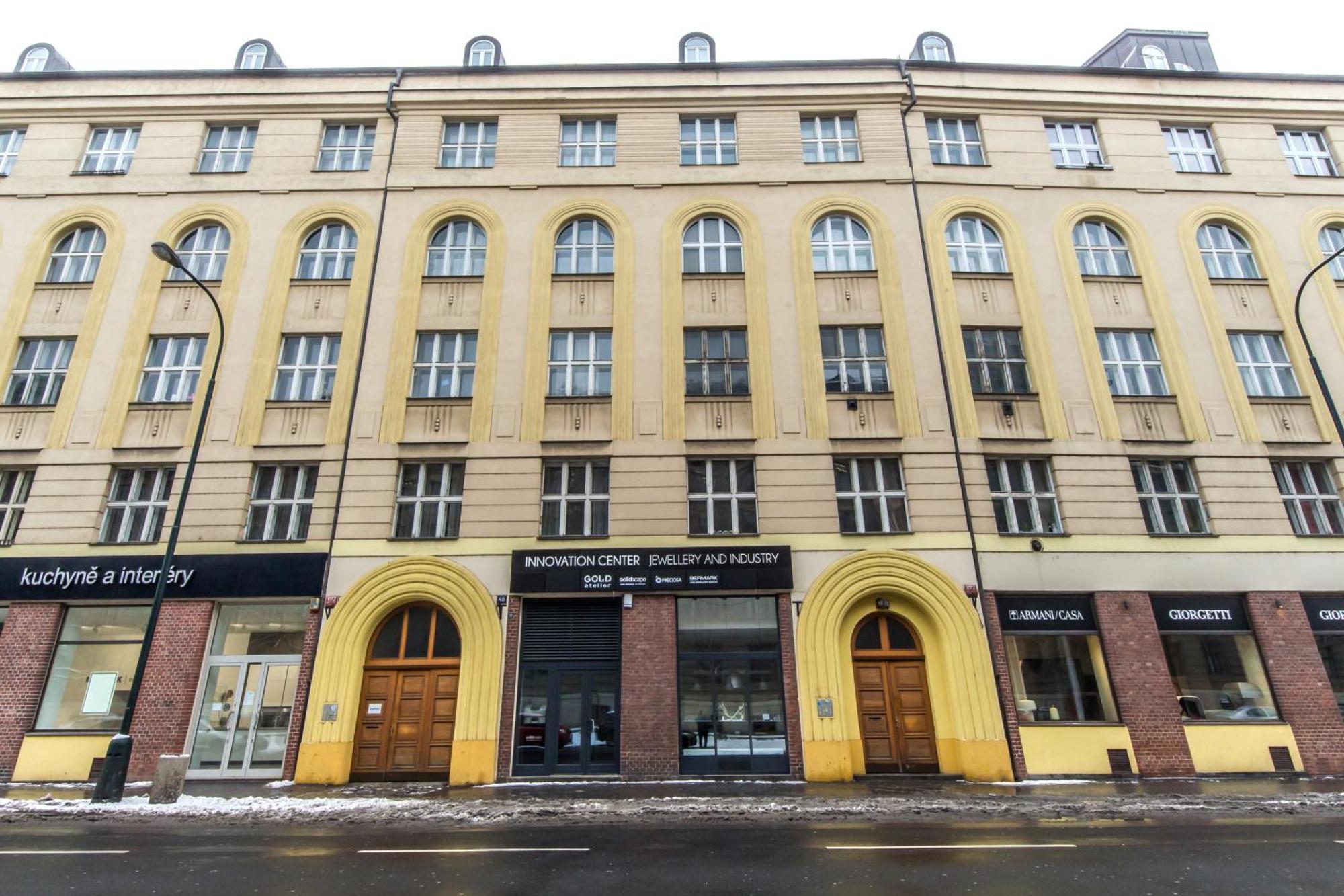 B.O.B. Klimentska Appartement Praag Buitenkant foto