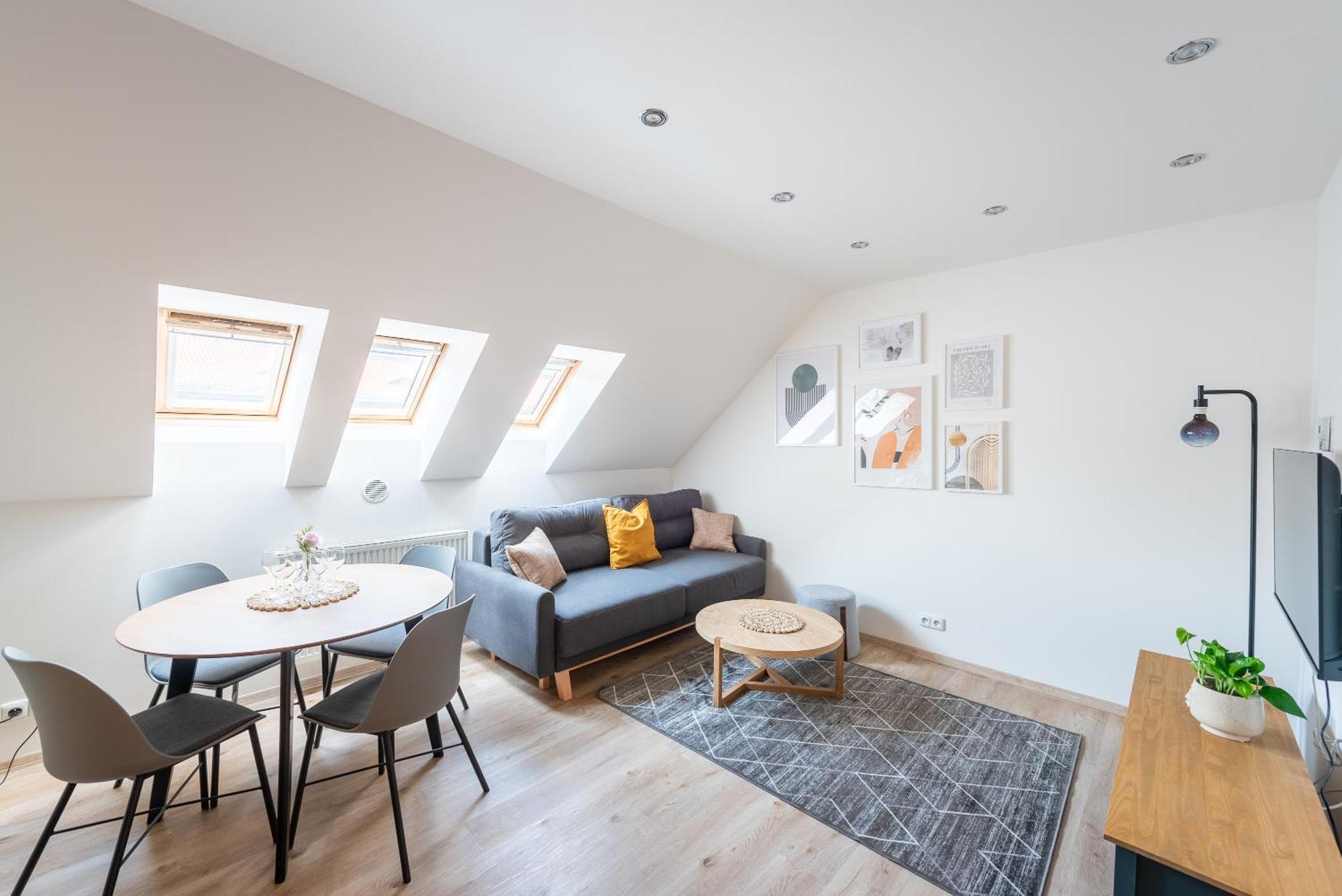 B.O.B. Klimentska Appartement Praag Buitenkant foto
