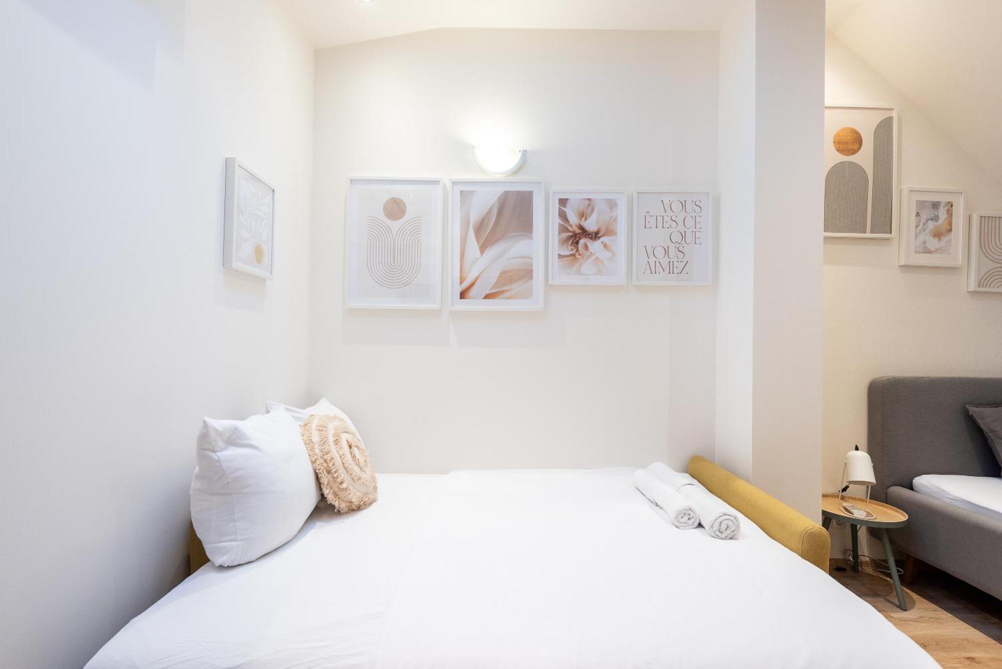 B.O.B. Klimentska Appartement Praag Buitenkant foto